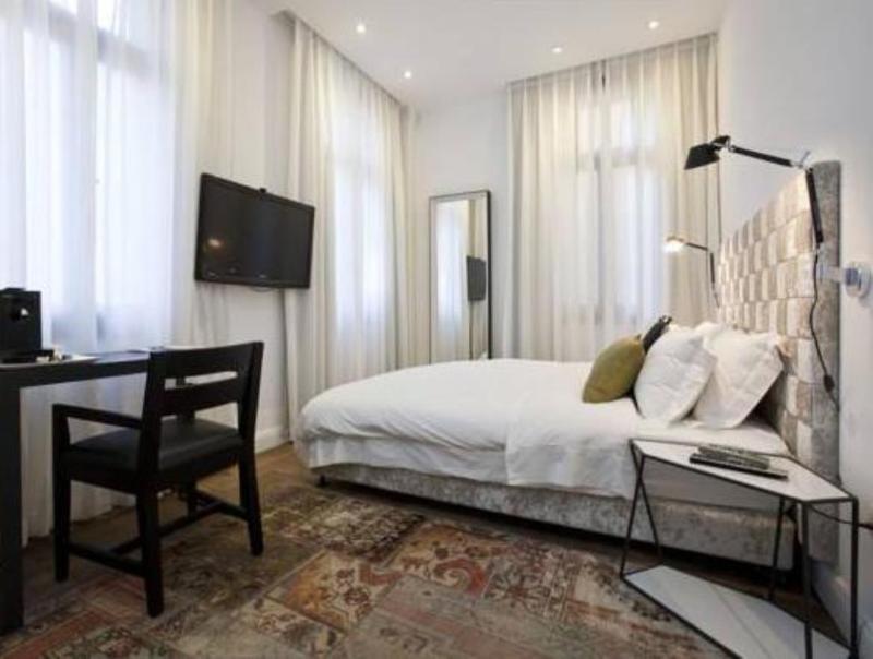 Hotel Rothschild By Zvieli 4*