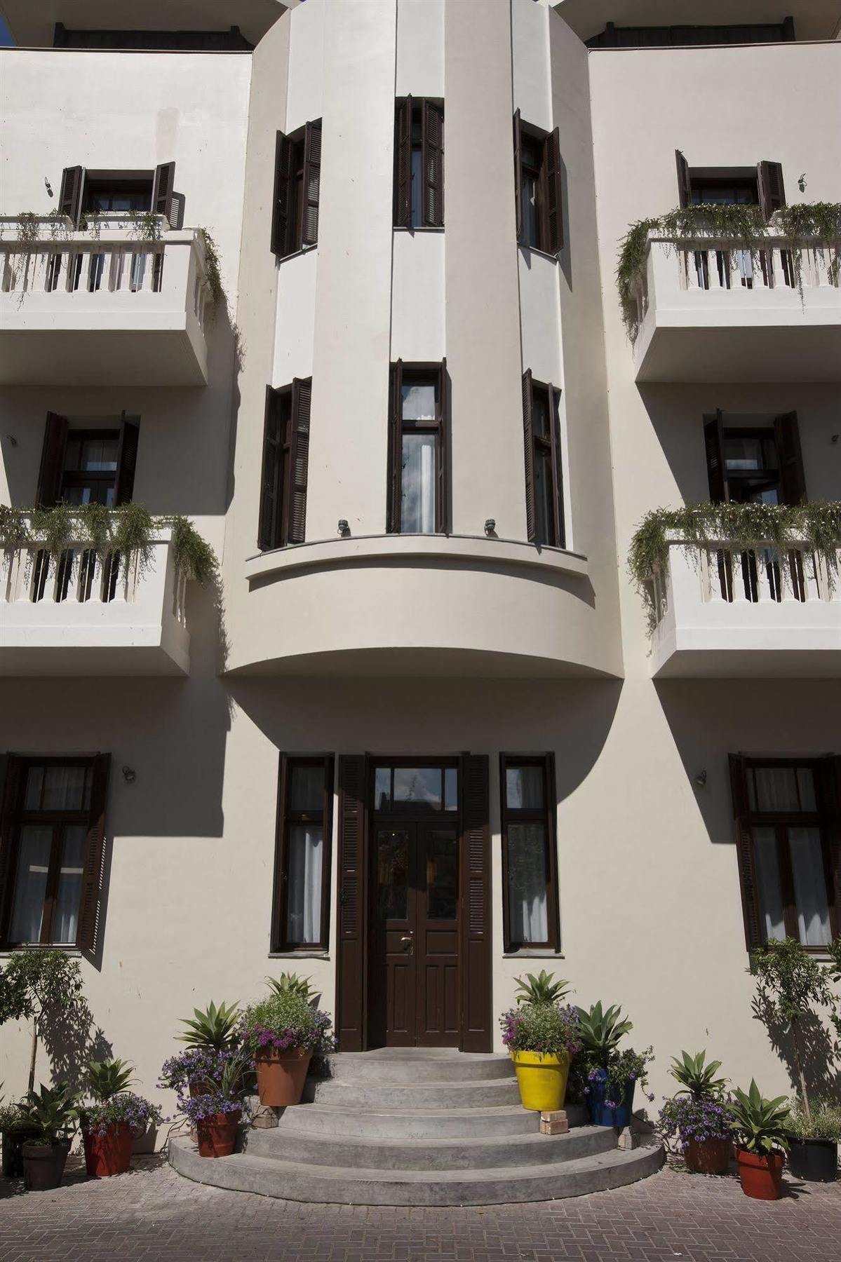 Rothschild By Zvieli Hotel 4*